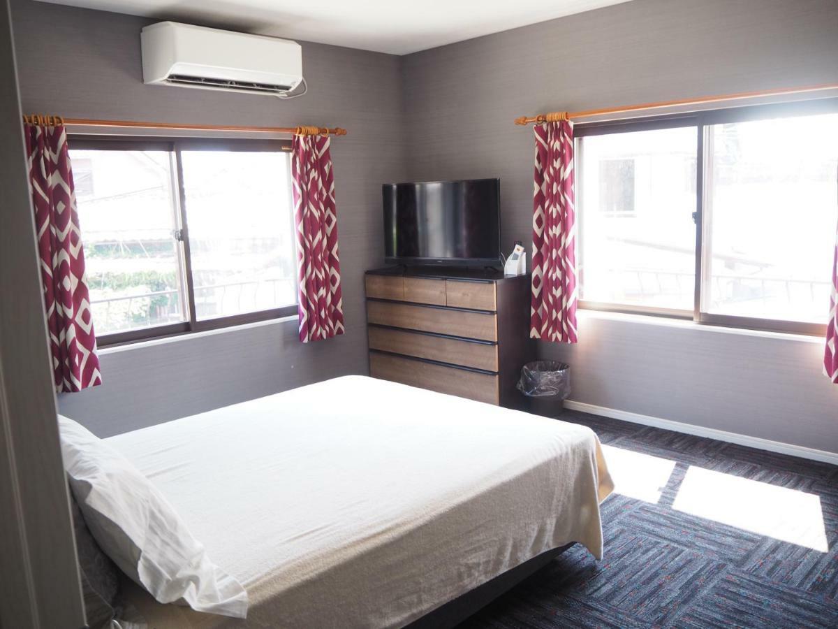Guest House Bostons นีงาตะ ภายนอก รูปภาพ