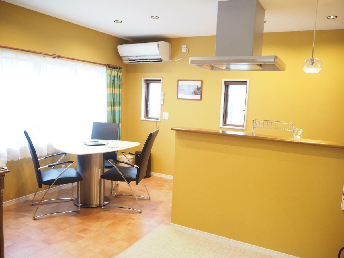 Guest House Bostons นีงาตะ ภายนอก รูปภาพ